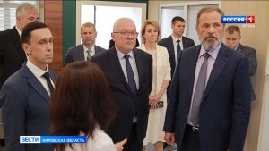 Полпред Президента РФ в ПФО Игорь Комаров посетил реабилитационный центр в Митино