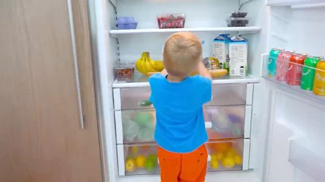 Новая комната для малышки Алисы смотреть онлайн
