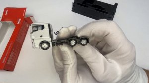 Распаковка: MAN TGX GN 3a от Herpa 1:87