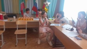 Пришкольный лагерь 8ая школа г.Азнакаево Нуриман с рацией