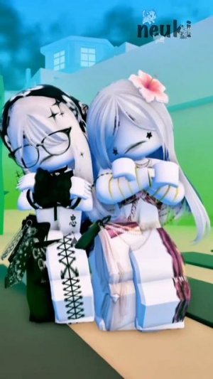 ˚₊‧꒰ა ☆ ໒꒱ ‧
С моей тигрицой🫶🏻
Теперь иногда в моих видео будет появляться этот скин))
У моей мамы с