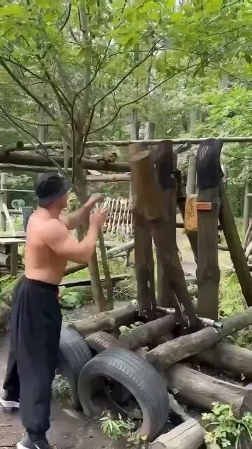 Хорошо тренируется 👍 смотреть онлайн