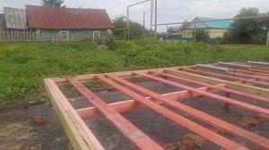 Стройка. Серия 4. Обвязка пола, мембрана и сетка от грызунов