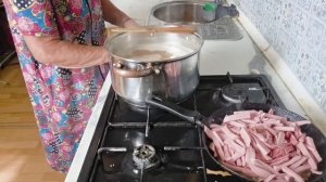 фкусная минутка-гороховый с огурцами, салат с кускусом шедевральный,постираные макароны с чем-то