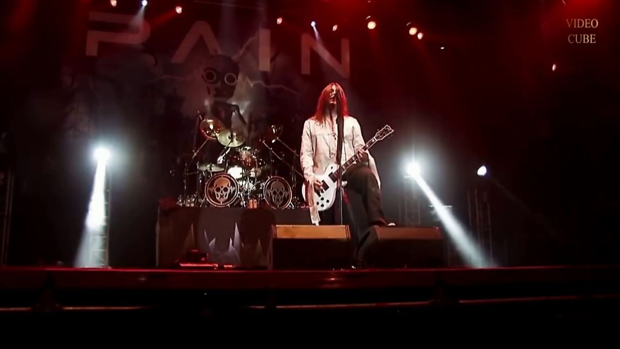 Pain - Dirty Woman.(Live).2012.FullHD