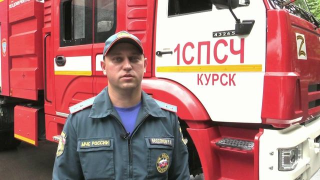 Как водители уступают дорогу спецтранспорту
