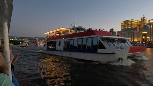 На теплоходе музыка играет 2026