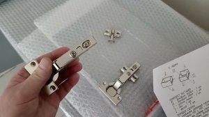 Мебельные петли с доводчиком. Устройство.Регулировка.