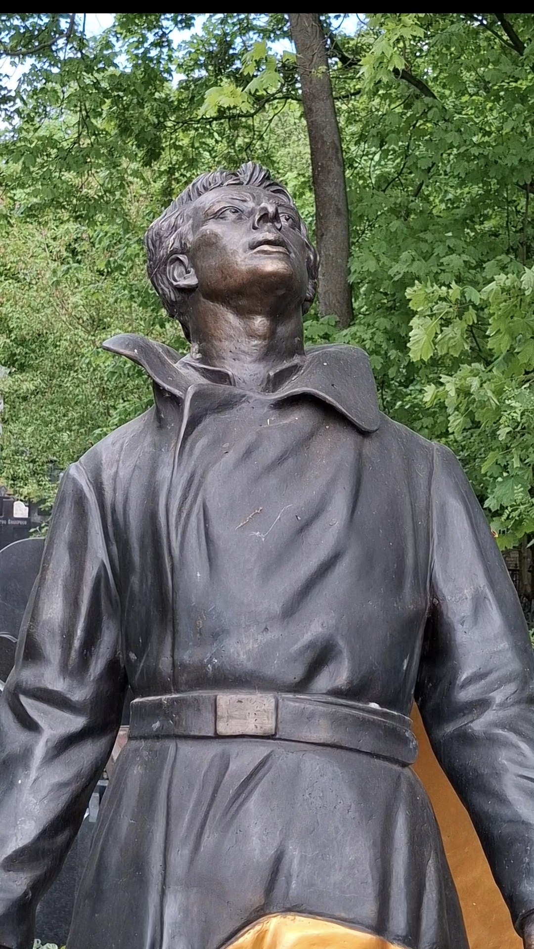Наткнулись на могилу Алексея Баталова, замечательного актёра❤️Москва слёзам не верит, Летят журавли