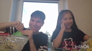 В ПЕРВЫЙ РАЗ ГОТОВИМ ХВАЧЕ!!!(С НУРКОЙ МУРКОЙ)🍐🍌🍬🥛🧃