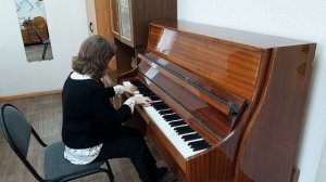 А. Н. Пахмутова. «Старый клён»
