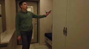Прихожая современная классика
