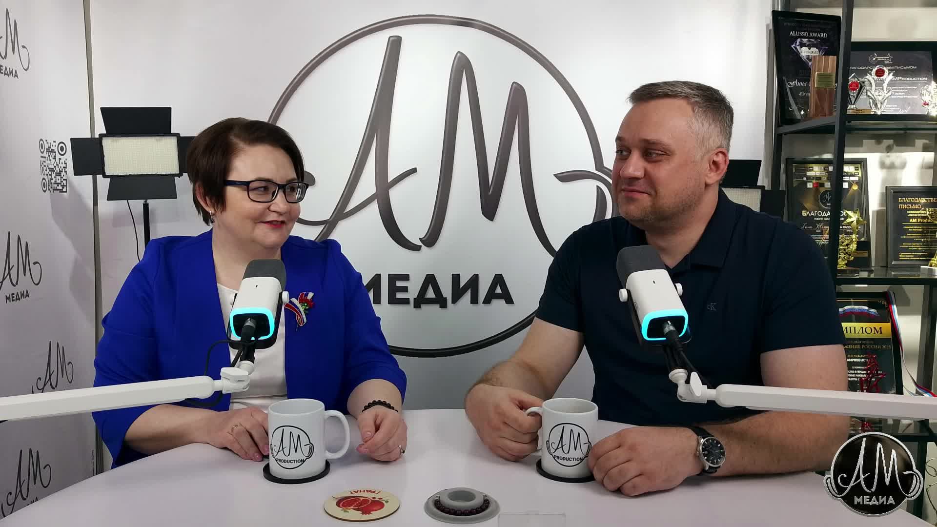 Шоу "Гранатовый браслет" смотреть онлайн