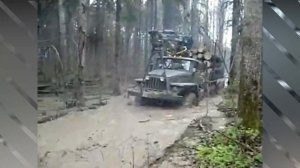 лесовозы Урал 4320 на бездорожье. Вывозка леса, грязь
