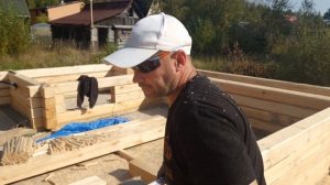 Идеальный уровень на доме из бруса. Как добиться.