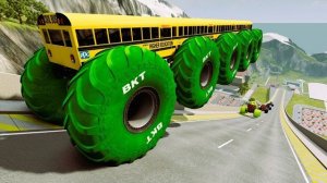 Эпичные прыжки, трюки и аварии монстр-трака на высокой скорости — BeamNG Drive