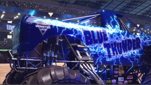 Большие машины на арене. Траки в игре Monster Jam Steel Titans 2