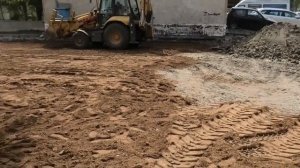 Почему у дверей подвала образовалась большая трещина