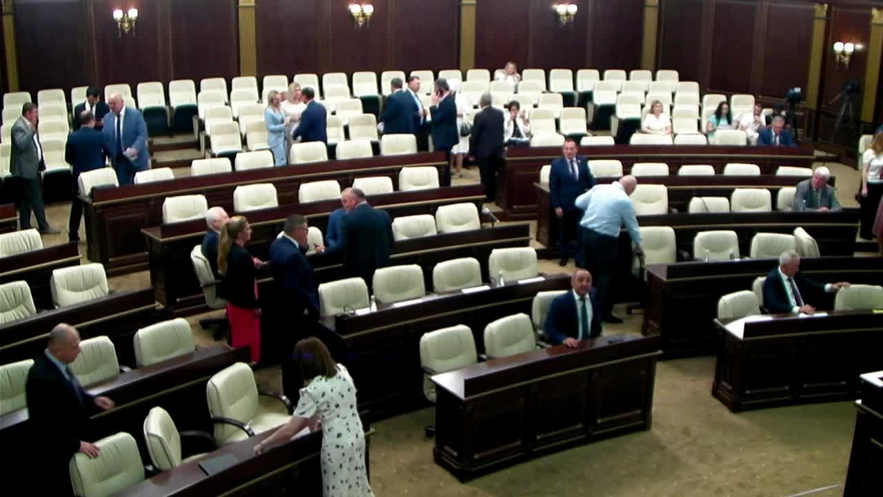 Очередная 24-я сессия Народного Собрания (Парламента) КЧР VII созыва смотреть онлайн