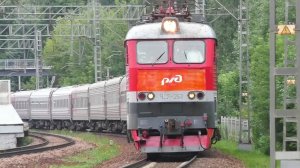 Позитивный помощник машиниста! Электровоз ЧС7-253 с пассажирским поездом № 009 Владивосток - Москва