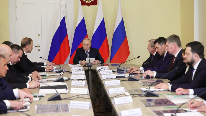 Путин провел совещание по вопросам развития авиации смотреть онлайн
