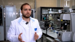 Поздравление от выпускников разных поколений — для выпускников 2026 года