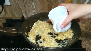 Нежная, сочная и невероятно вкусная курица в соусе.