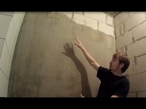 Укладка плитки на неровные/заваленные стены. Мнение Дмитрия Павлова.