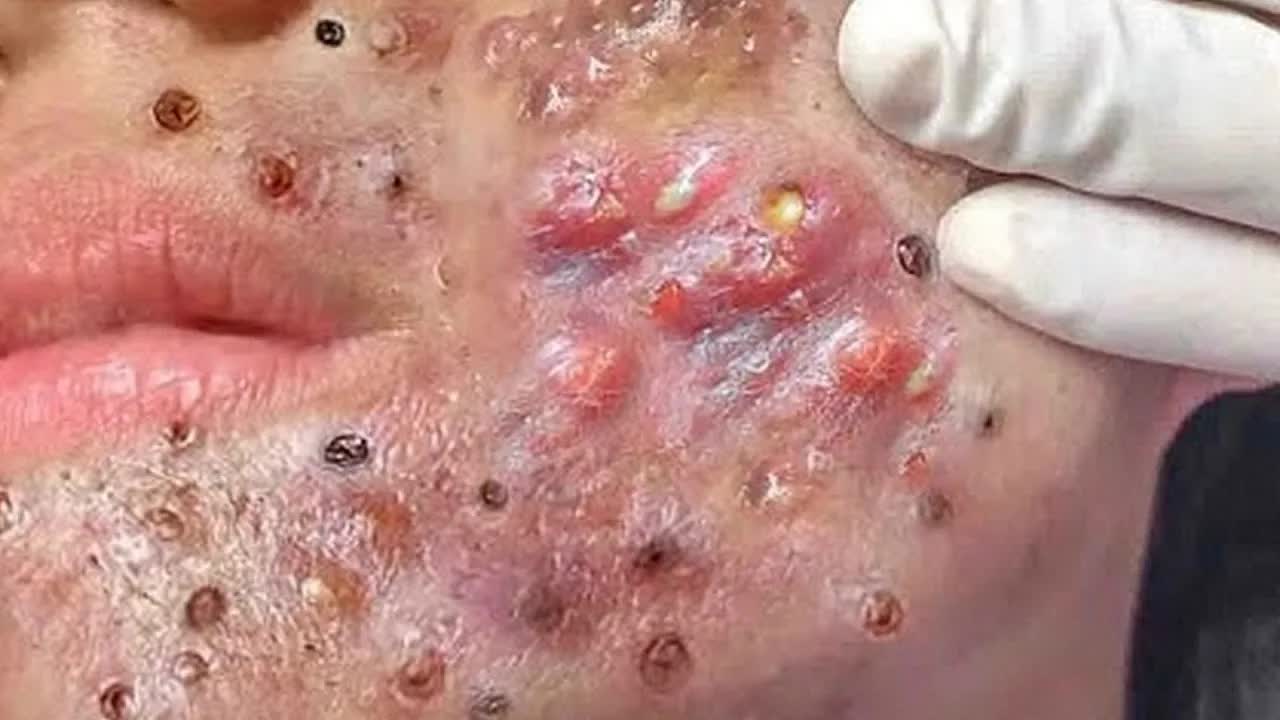 Успокаивающий уход за лицом для снятия стресса в спа-салоне класса люкс: обретение внутреннего по... смотреть онлайн