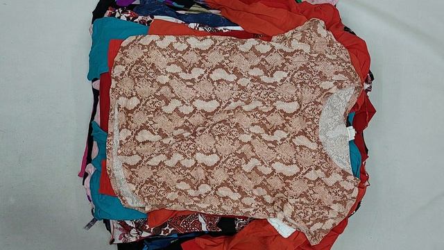 Футболки женские  секонд оптом 2 пак