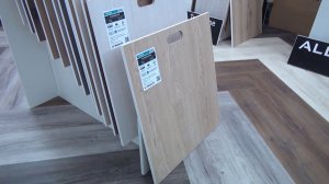 Купить ламинат в Москве ТМ Wineo 500 Premium Дуб Спокойный Бежевый LA170PV4 / Напольные покрытия
