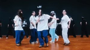 new jeans - supernatural dance mirrored