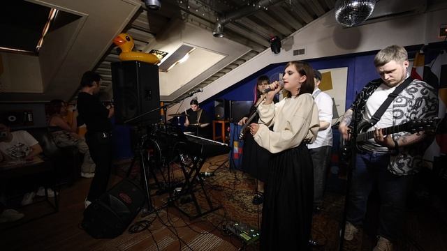 Ведьма - Кудрявцева Дарина, Антон Пономарев, Семён Бабин, Макс Изибаев, Елена Хоменко