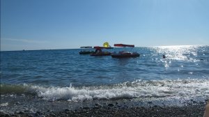Ребята кто просил море, ловите. Много гуляем и много едим вкусного и не очень