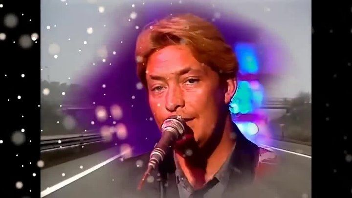 Chris Rea - Driving Home For Christmas (Official Music Video)