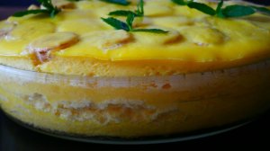 Творожная запеканка с бананами и заливкой