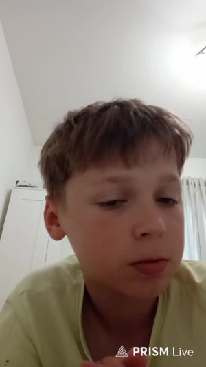 Стримусичка с телефона