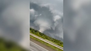 Мощный смерч в Свердловской области