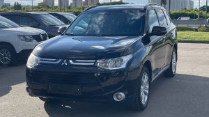 MITSUBISHI OUTLANDER (2012)