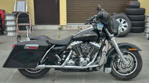Harley-Davidson SREET GLIDE FLHX1580 - 5HD1KB4117Y611025