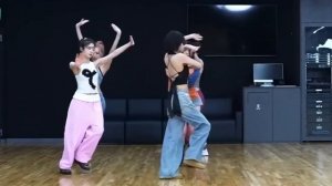 itzy - kiss & tell dance practice mirrored