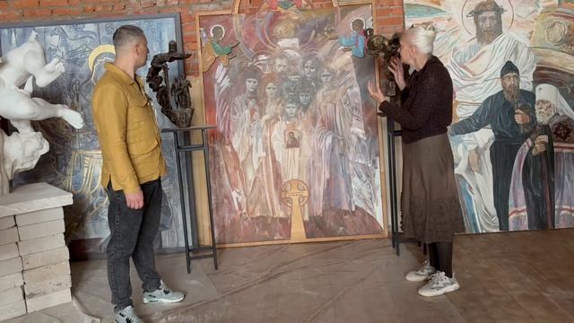 Скульптурная композиция, посвящена ополченцам МИДа.