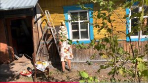 НАКОНЕЦ КРАСИМ ФАСАД ДОМА!🏡Какой же цвет выбрать? Немного ошиблись! #дача