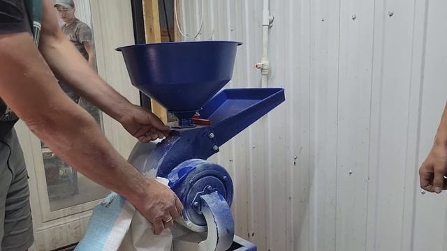 #424 See How Grinding Grain Helps Cattle Get More Nutrition 25.06.2026 смотреть онлайн