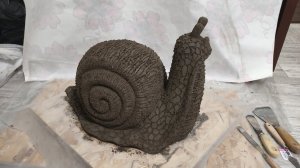 Садовая улитка из цемента своими руками