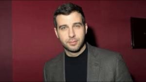 На одном из дорогих курортов Казани телеведущий Иван Ургант провел тайно свадебное торжество