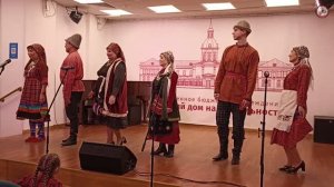 Дефиле в старинных удмуртских костюмах. День бабушки 31.05.26