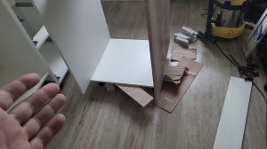 как поднять шкаф (пенал) одному и не порвать ( поцарапать потолок)