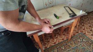 Как установить рулонную штору, если она большего размера