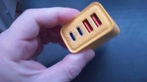 Блок живлення KO71 с  USB та PD портами на 120W